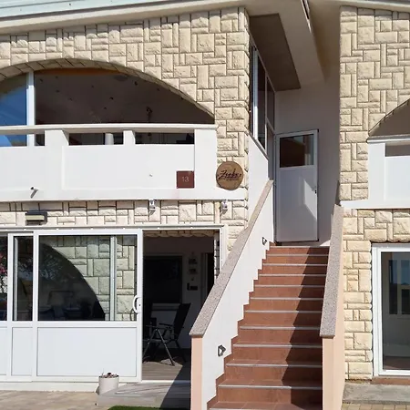 Apartman 2 Bedroom Awesome In