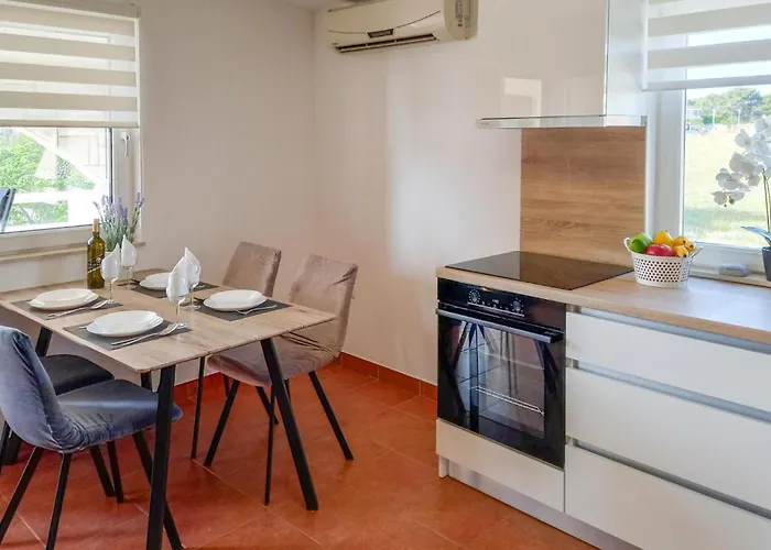 公寓 2 Bedroom Amazing In 维尔